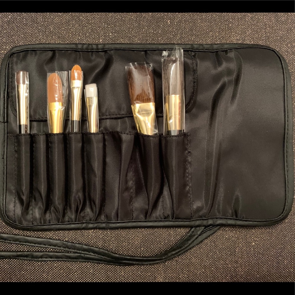 VINTAGE SIX-PIECE CHANEL TRAVEL-SIZE BRUSH SET
